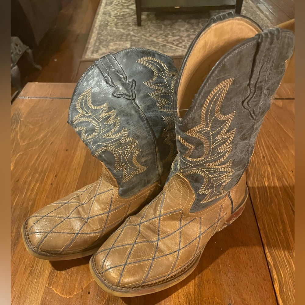 Girls cowboy boots